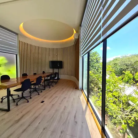 Apartment Hideaway In Zone *