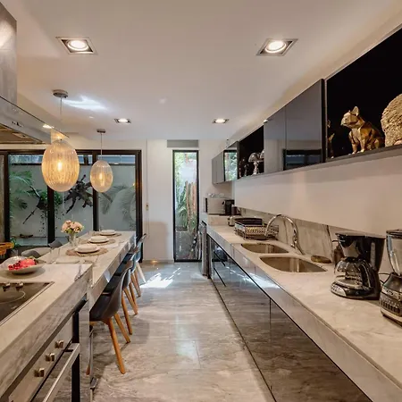 Stylish 3br Retreat In Serene Luxury Setting Tulum