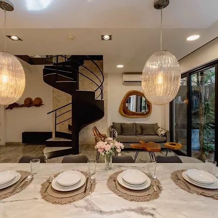 Stylish 3br Retreat In Serene Luxury Setting Apartment