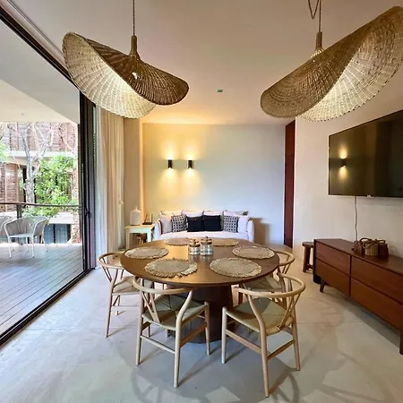 Gated 2br With Rooftop Pool