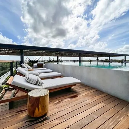 Gated 2br With Rooftop Pool Tulum