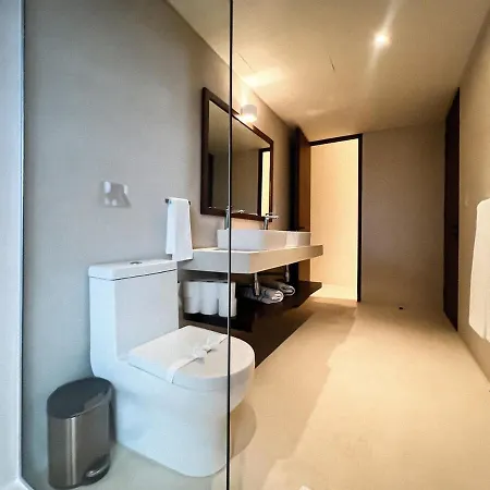 Apartamento Gated 2br With Rooftop Pool
