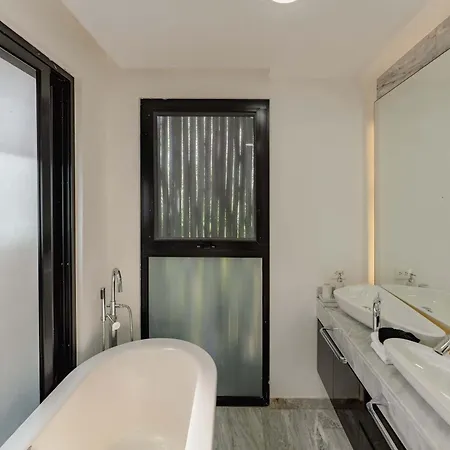 Stylish 3br Retreat In Serene Luxury Setting Apartment Tulum