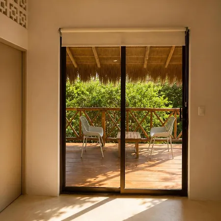 Blue Life Apartment *