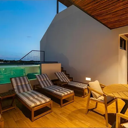Beautiful And Bright Close To The Sea * Tulum