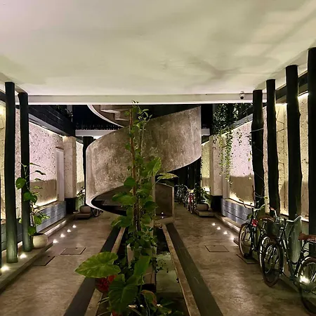 Apartment Stylish 3br Retreat In Serene Luxury Setting *