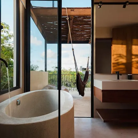 Luxury 5 Bedroom Pool Tiki Bar & Outdoor Gym Villa Tulum
