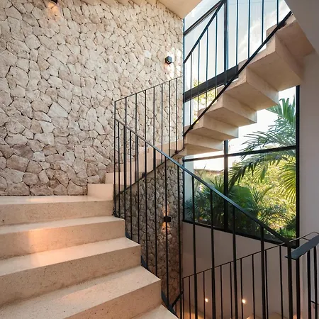 Luxury 5 Bedroom Pool Tiki Bar & Outdoor Gym Villa Tulum