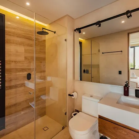 Luxury 5 Bedroom Pool Tiki Bar & Outdoor Gym * Tulum