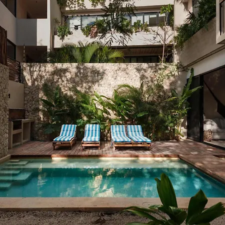 Luxury 5 Bedroom Pool Tiki Bar & Outdoor Gym * Tulum
