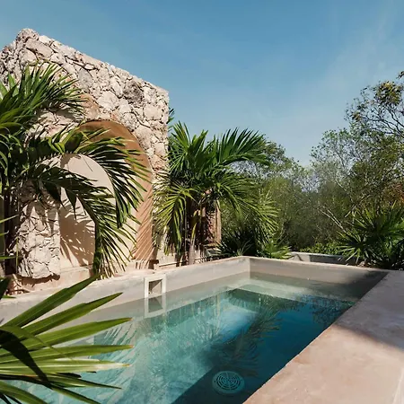 Holiday home Luxury 4 Bedroom With Private Rooftop Pool