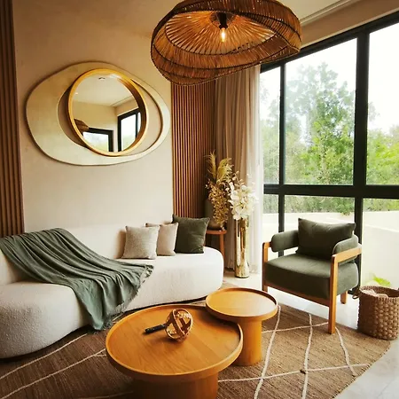 Oniric Apartahotel 4*