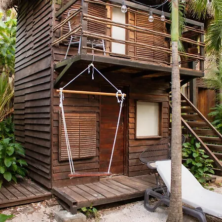 Mr Zamna Tulum