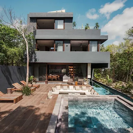 Luxury Jungle With Private Pool & Jacuzzi Holiday home