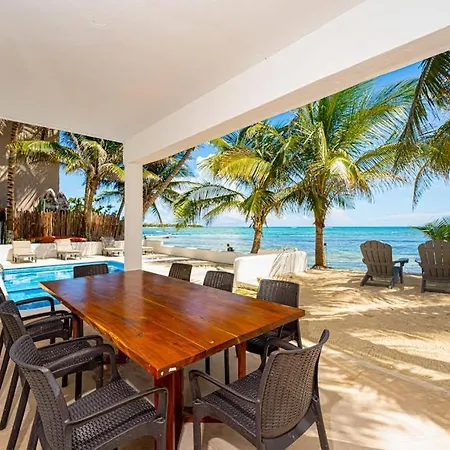 Oceanfront With Access Pool Balconies & Waterfront Hammocks - Sol Holiday home