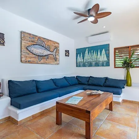 Beachfront With Private Pool Access Balcony With Ocean Views Patio - Belleza Holiday home