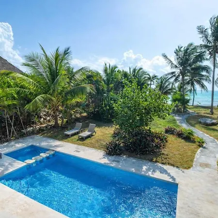 Holiday home Beachfront With Private Pool Access Balcony With Ocean Views Patio - Belleza