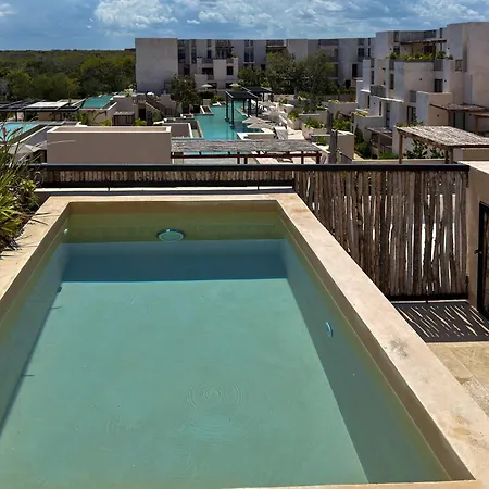 Grand Private Pool Rooftop Oasis Near The *