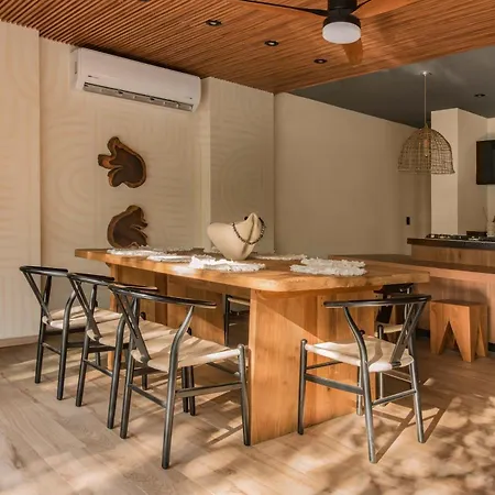 Luxury Private With 2 Pools & Jacuzzi Holiday home
