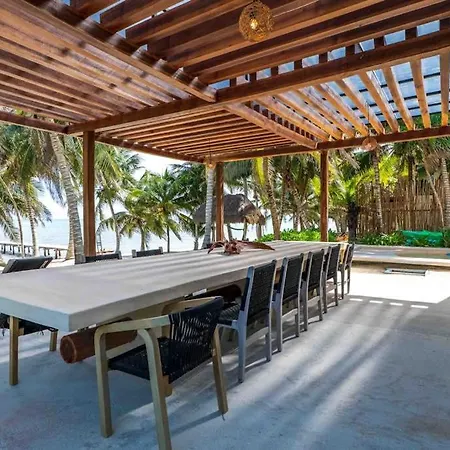 Holiday home Beachfront Paradise With Private Pool Ocean View Full Kitchen & Shaded Patio - Mandala *