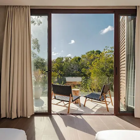 Luxury Jungle With Private Pool & Jacuzzi Holiday home