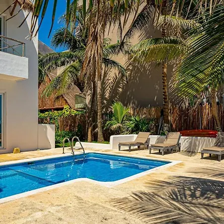 Oceanfront With Access Pool Balconies & Waterfront Hammocks - Sol Tulum