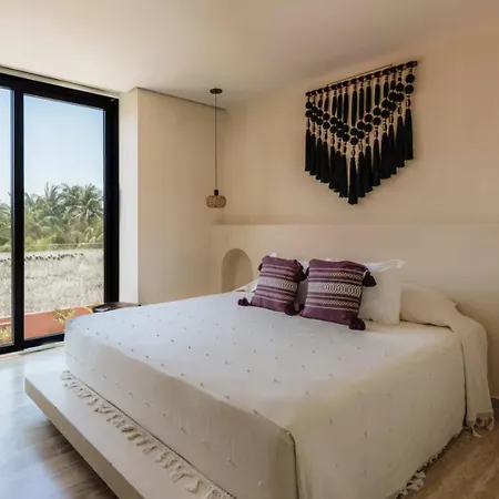 Villa 12 Bedroom Beachfront Hacienda *