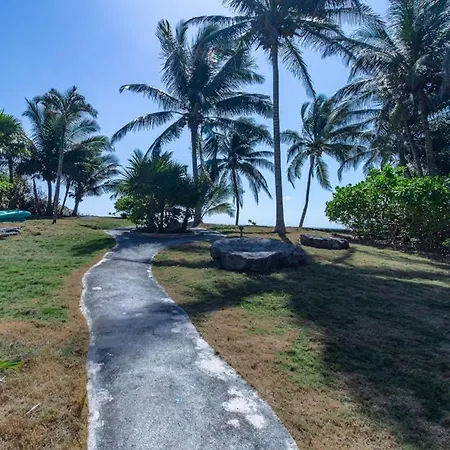 Beachfront With Private Pool Access Balcony With Ocean Views Patio - Belleza Holiday home