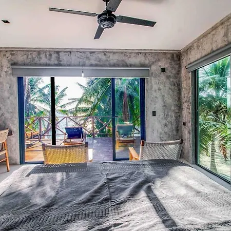 Beachfront With Private Heated Pool Jacuzzi Sauna Ocean Views & Ac - 7th Heaven Holiday home *