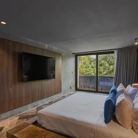 Luxury 4 Bedroom In Aldea Zama Near And Downtown With Private Pool Jacuzzi And Sauna Villa