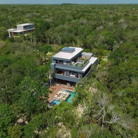 Luxury Jungle With Private Pool & Jacuzzi