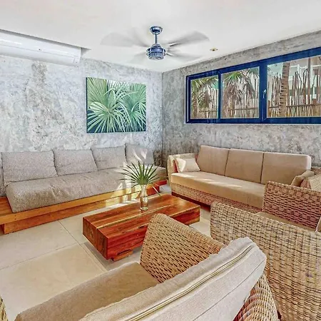 Beachfront With Private Heated Pool Jacuzzi Sauna Ocean Views & Ac - 7th Heaven