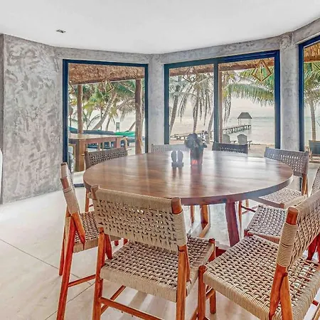 Beachfront With Private Heated Pool Jacuzzi Sauna Ocean Views & Ac - 7th Heaven Holiday home *