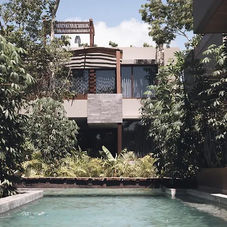 Apartment Nomad Humans Residences *