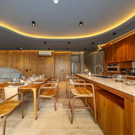 Oceanfront 4br Duplex In Maiim Tankah With Pool , & Gym Apartment Tulum