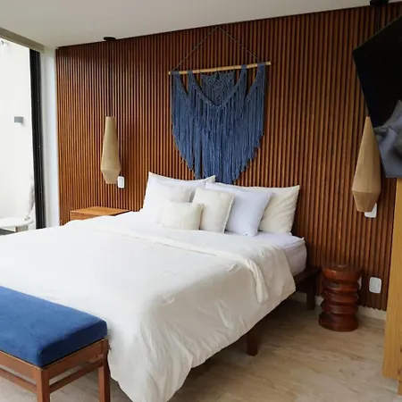 Sunloft Premium Jardin Privado 6p *