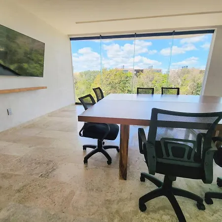 Tropical Penthouse 2br And Jacuzzi