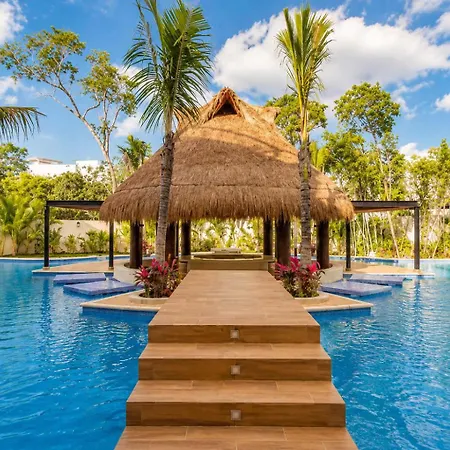 Penthouse 3br Only 1 Mile From * Tulum