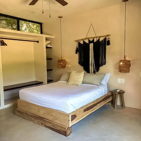 1 Bed Private Balcony * Tulum