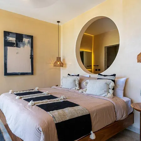 Luxury Beachfront 3br *