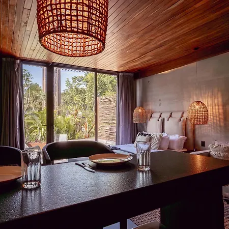 Nomad Humans Residences *