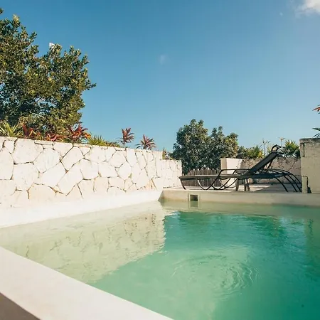1 Bed Private Balcony