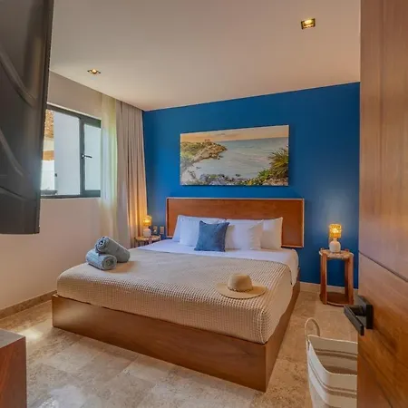 Apartment Tropical Penthouse 2br And Jacuzzi