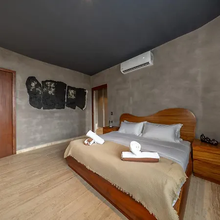 Oceanfront 4br Duplex In Maiim Tankah With Pool , & Gym Tulum
