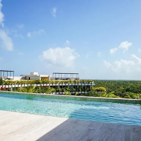 Temple Loft Rooftop Infinity Selva *