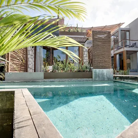 Nomad Humans Residences
