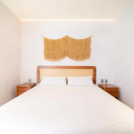 Modern Loft, Private Pool And Gym Intulum