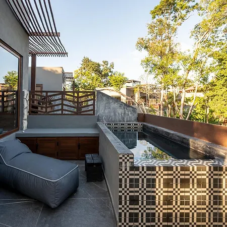 Apartment Nomad Humans Residences
