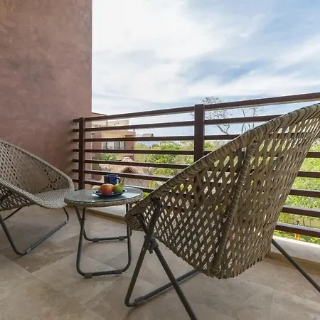 Penthouse 3br Only 1 Mile From Tulum