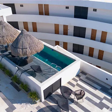 Modern Loft, Private Pool And Gym Intulum Apartment